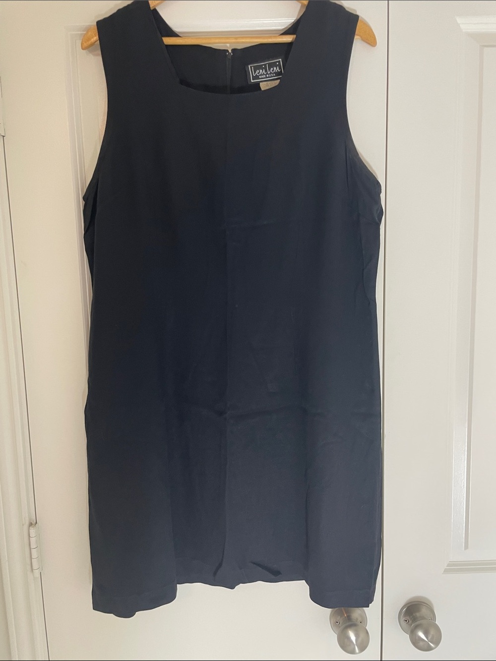 Leni Leni Vintage Sleeveless Shift Dress in Black size 18 made in the USA